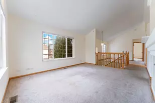 61 Cantal Ct, Wheeling, IL 60090 - Photo 8