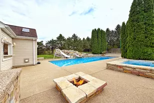 704 N Rose Farm Rd, Woodstock, IL 60098 - Photo 56