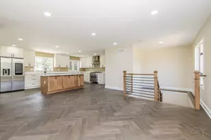 704 N Rose Farm Rd, Woodstock, IL 60098 - Photo 8