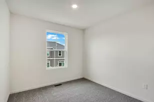 577 Yosemite Wy, Mundelein, IL 60060 - Photo 16