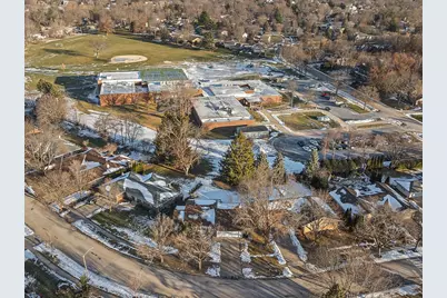 5226 Arbutus Road, Rockford, IL 61107 - Photo 44