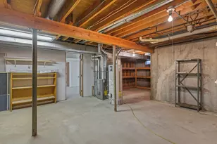 5226 Arbutus Rd, Rockford, IL 61107 - Photo 34