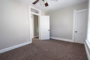 19 W Crystal Lake Ave, Crystal Lake, IL 60014 - Photo 6