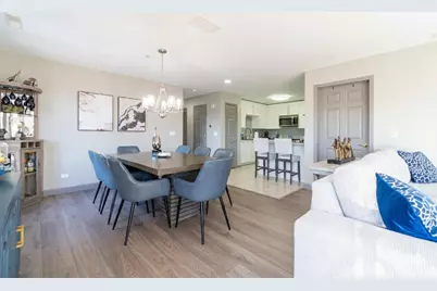 100 N Bokelman Street #325, Roselle, IL 60172 - Photo 12