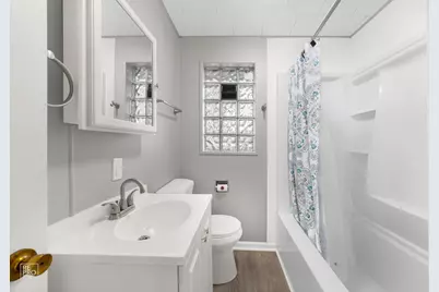 32857 N Alleghany Road #W, Grayslake, IL 60030 - Photo 6