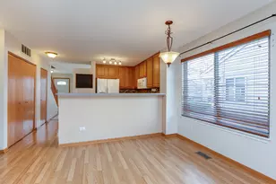 2459 Mayfield Dr, Montgomery, IL 60538 - Photo 8