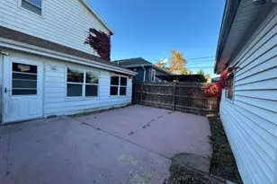 716 Wilcox St, Joliet, IL 60435 - Photo 14