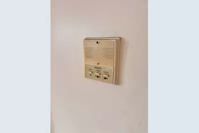 6505 S Eberhart Avenue, Chicago, IL 60637 - Photo 12