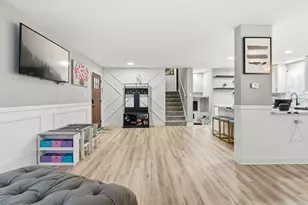 825 Cherry Ln, Thornton, IL 60476 - Photo 12