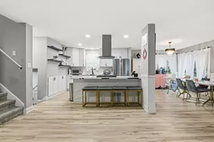 825 Cherry Ln, Thornton, IL 60476 - Photo 4