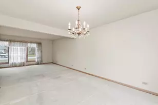 541 E 168th St, South Holland, IL 60473 - Photo 8