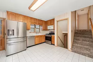 541 E 168th St, South Holland, IL 60473 - Photo 14