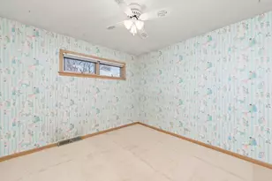 541 E 168th St, South Holland, IL 60473 - Photo 32