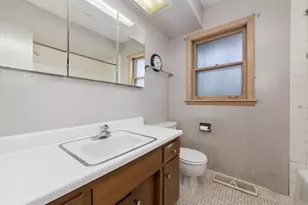 541 E 168th St, South Holland, IL 60473 - Photo 28