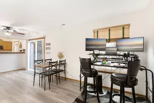 3024 Max Ct, Island Lake, IL 60042 - Photo 8