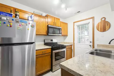 3024 Max Court, Island Lake, IL 60042 - Photo 6