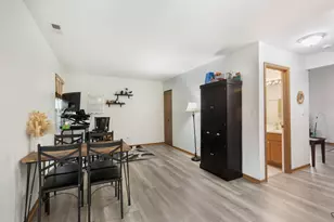 3024 Max Ct, Island Lake, IL 60042 - Photo 10