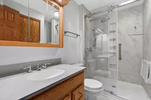 1790 Devonshire Ct, Elgin, IL 60123 - Photo 12