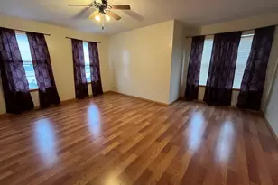 2936 Deerpath Ln, Carpentersville, IL 60110 - Photo 30