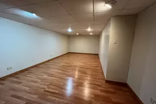 2936 Deerpath Ln, Carpentersville, IL 60110 - Photo 16