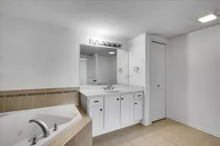 8515 Woodward Ave, Woodridge, IL 60517 - Photo 18