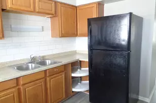 1340 N Main St, Wheaton, IL 60187 - Photo 4