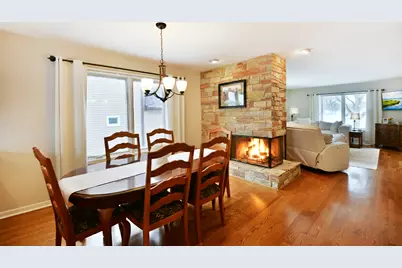 4675 Olmstead Drive, Hoffman Estates, IL 60192 - Photo 8