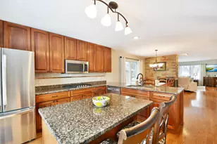 4675 Olmstead Dr, Hoffman Estates, IL 60192 - Photo 12