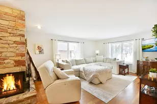 4675 Olmstead Dr, Hoffman Estates, IL 60192 - Photo 6