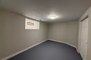 11248 S Parnell Ave, Chicago, IL 60628 - Photo 16