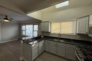 11248 S Parnell Ave, Chicago, IL 60628 - Photo 4