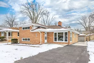 3107 173rd St, Hazel Crest, IL 60429 - Photo 1