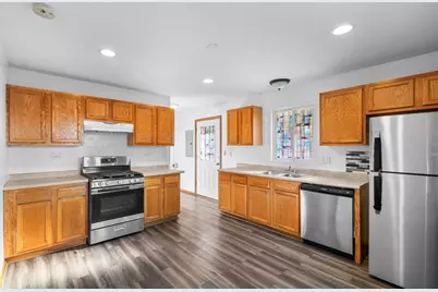 18945 W Old Plank Road, Grayslake, IL 60030 - Photo 6