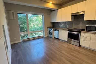 2407 W Eastwood Ave, Chicago, IL 60625 - Photo 2