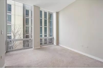 700 N Larrabee Street #301, Chicago, IL 60610 - Photo 20