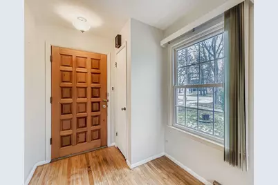 2107 Kirchoff Road, Rolling Meadows, IL 60008 - Photo 2