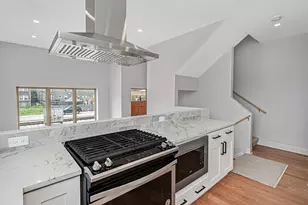 7237 S Exchange Ave, Chicago, IL 60649 - Photo 8