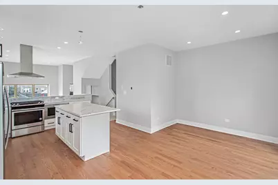 7237 S Exchange Avenue, Chicago, IL 60649 - Photo 6