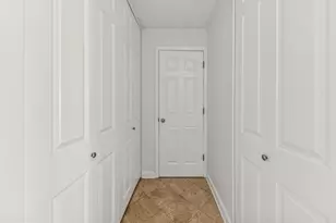 111 E Chestnut St, Chicago, IL 60611 - Photo 18