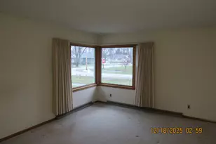 931 Clark St, Marseilles, IL 61341 - Photo 10