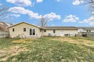 703 E Washington St, Tolono, IL 61880 - Photo 34