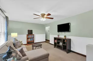 703 E Washington St, Tolono, IL 61880 - Photo 24