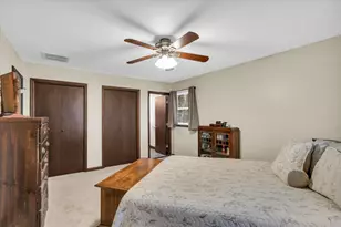 703 E Washington St, Tolono, IL 61880 - Photo 26