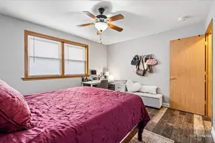 10123 Hartford Ct, Schiller Park, IL 60176 - Photo 14