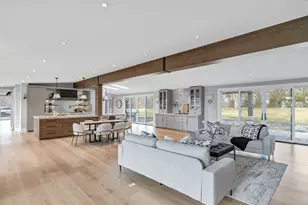 4N637 Pheasant Run Dr, Saint Charles, IL 60175 - Photo 12