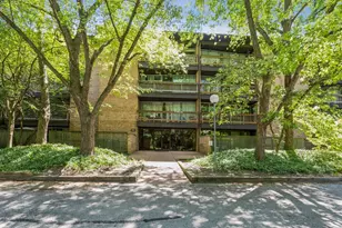 5600 Hillcrest Ln, Lisle, IL 60532 - Photo 1