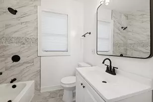 76 E 100th Pl, Chicago, IL 60628 - Photo 8