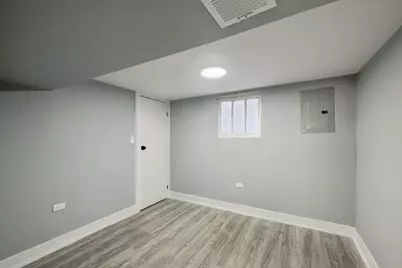 76 E 100th Place, Chicago, IL 60628 - Photo 10