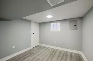 76 E 100th Pl, Chicago, IL 60628 - Photo 12