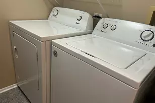 122 Stirling Ln, Schaumburg, IL 60194 - Photo 10